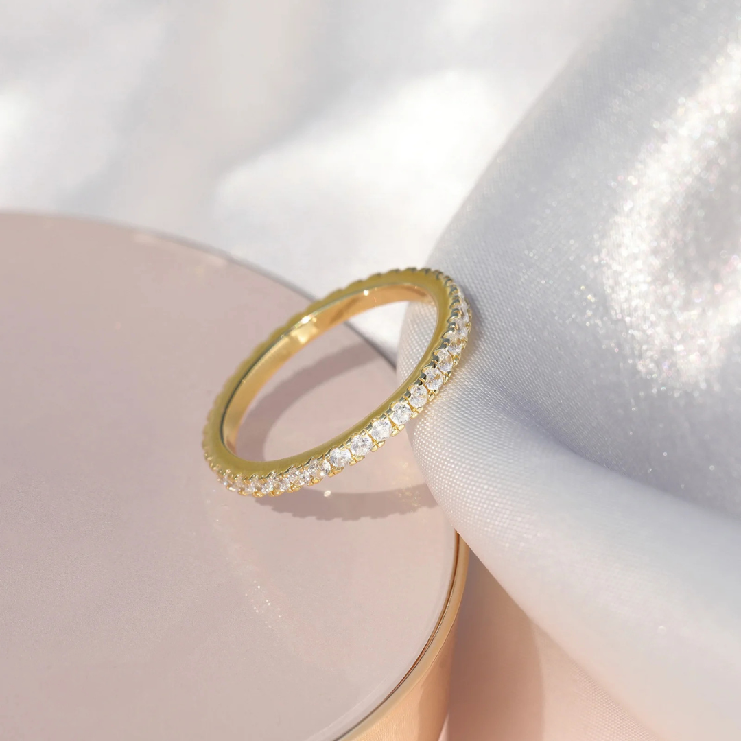 Lucia Eternity Band