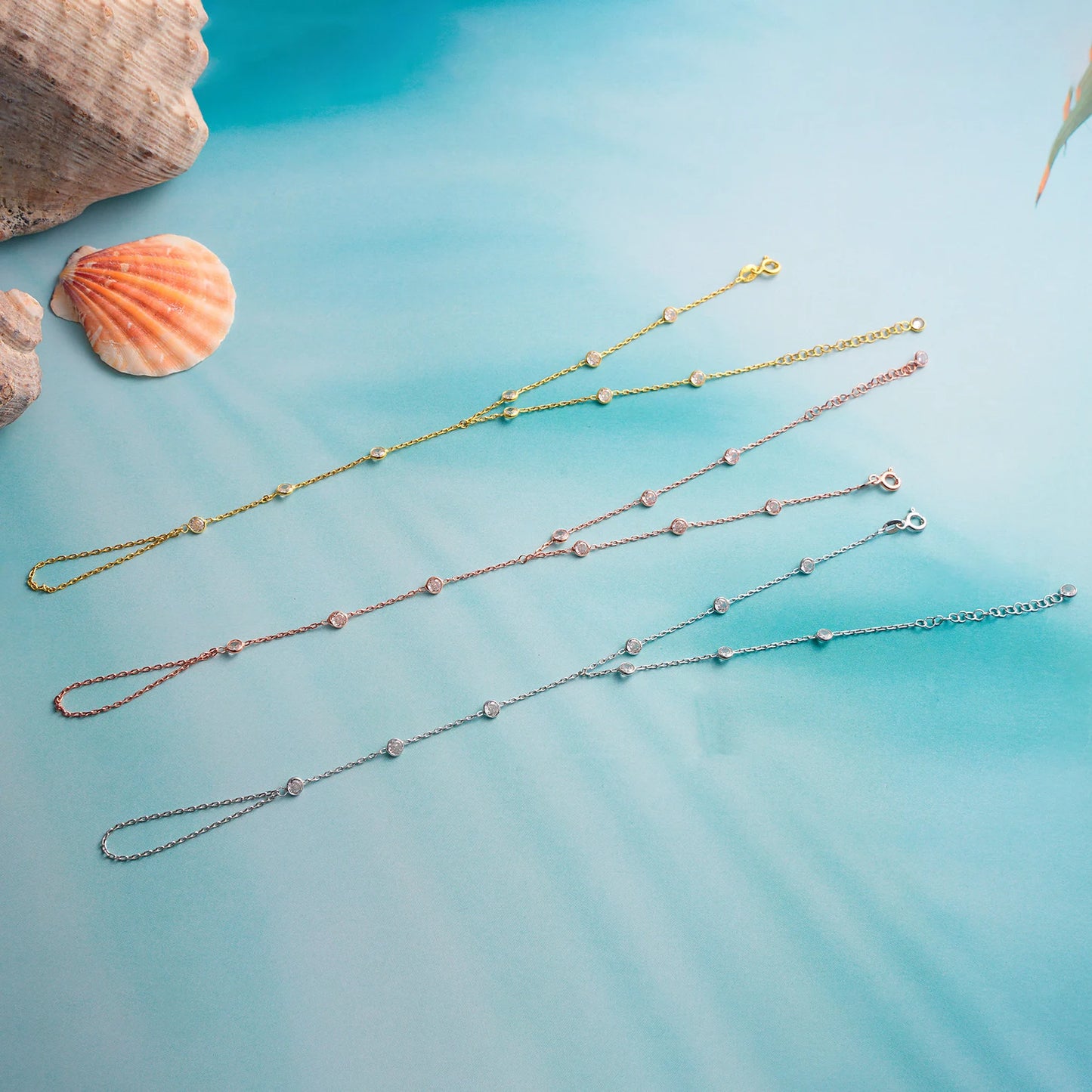 Sierra Zircon Stone Handchain