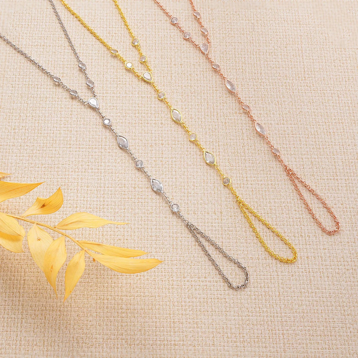 Amarah Zircon Glow Handchain