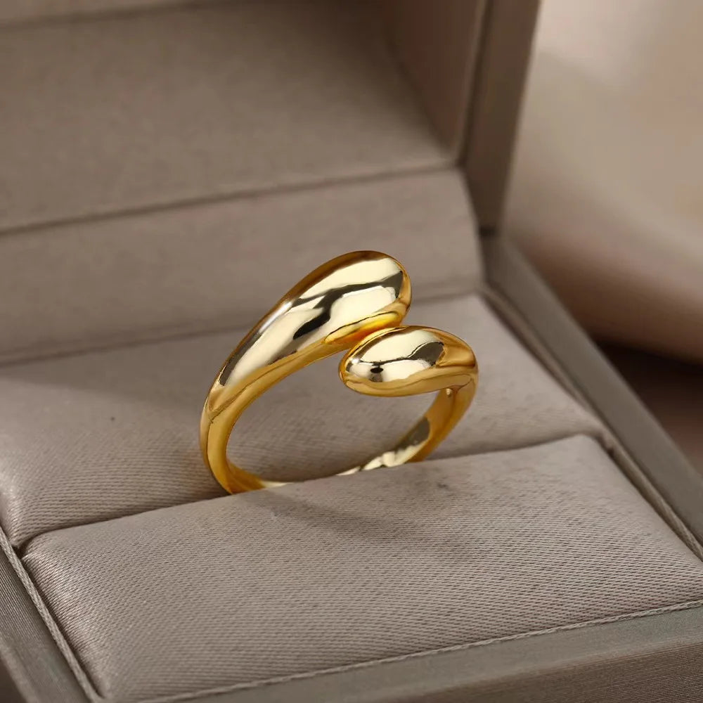 Letia Water Drop Ring