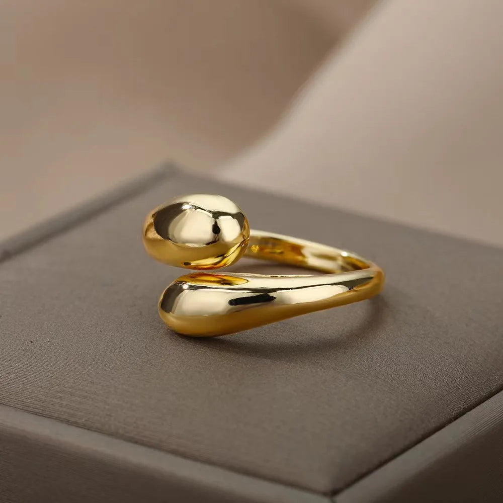 Letia Water Drop Ring