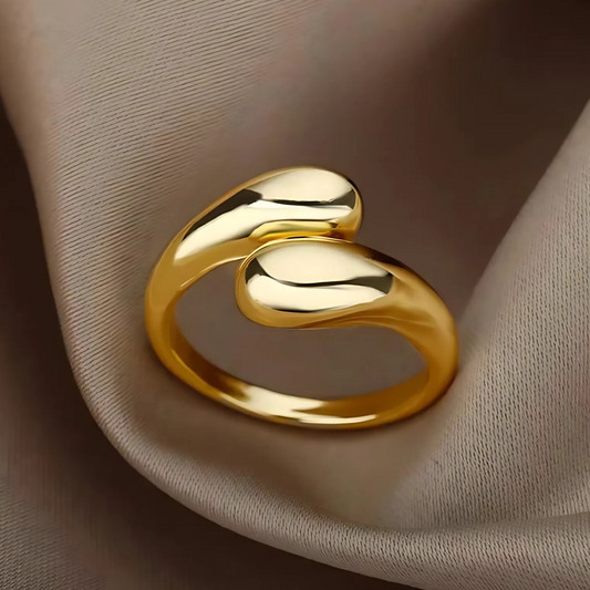 Letia Water Drop Ring