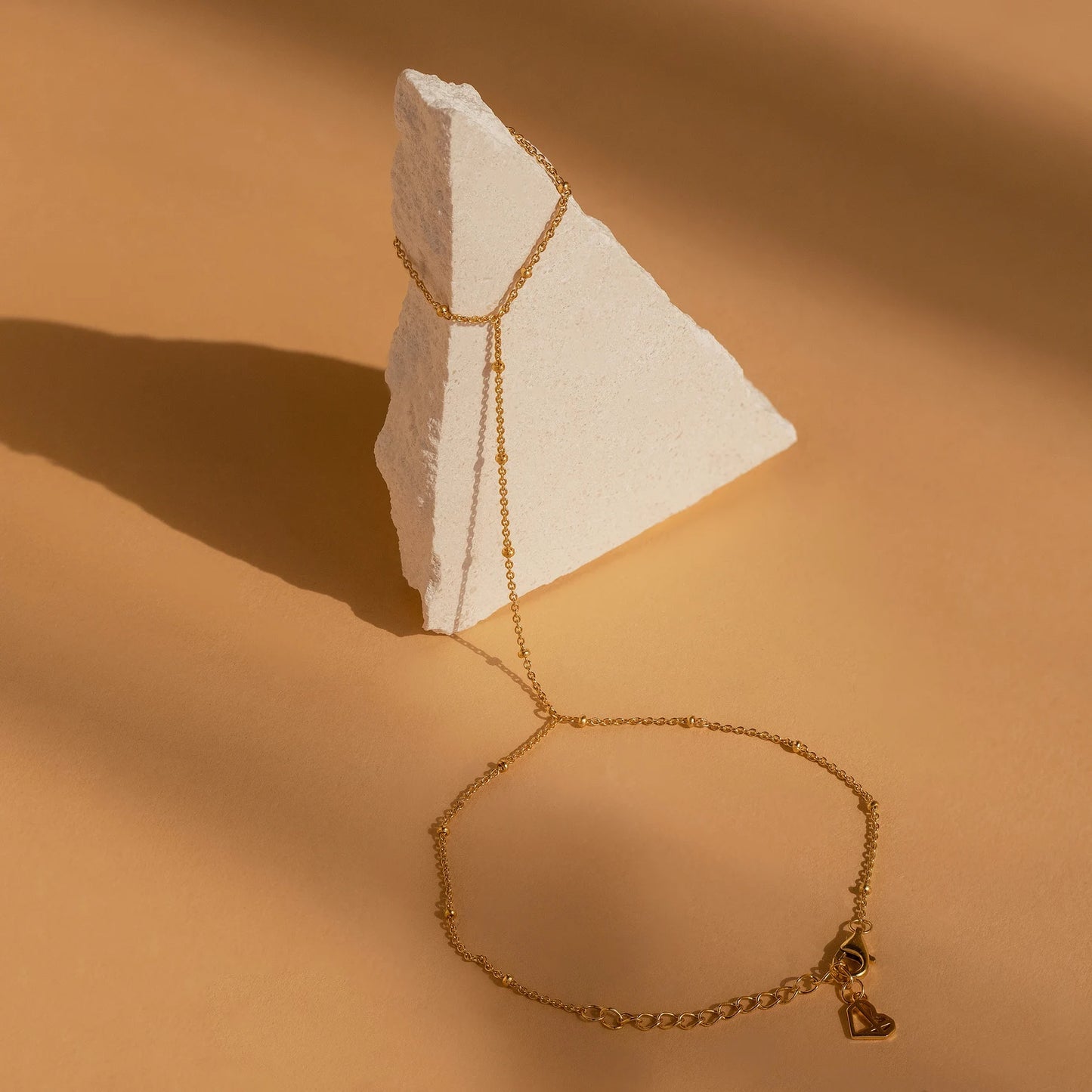 Letia Minimal Handchain